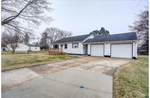 204 Tyler Cir, Madison, WI 53716