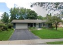 5710 Meadowood Dr, Madison, WI 53711