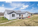 458 Highview Ln, Columbus, WI 53925