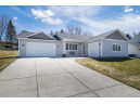 458 Highview Ln, Columbus, WI 53925