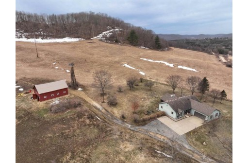 22537 Bell Hollow Ln, Richland Center, WI 53581