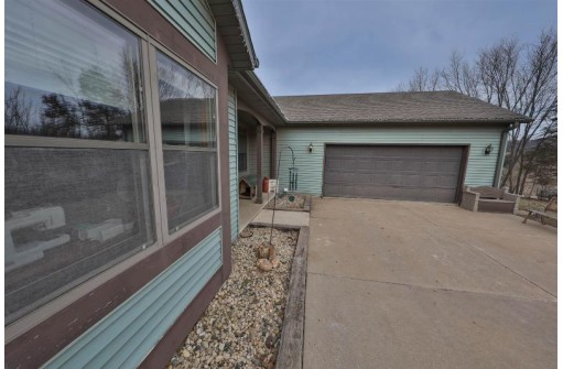 22537 Bell Hollow Ln, Richland Center, WI 53581