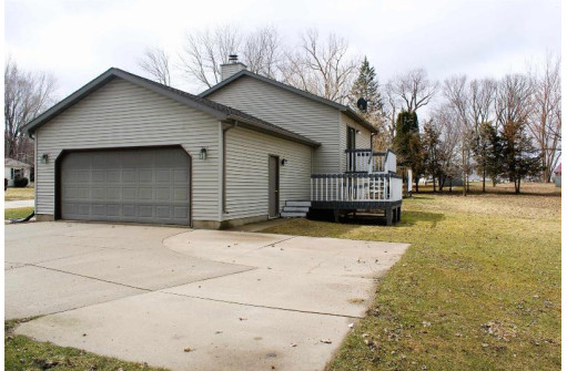 1711 Bow St, Tomah, WI 54660