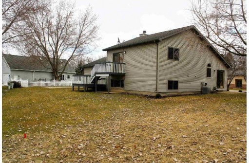 1711 Bow St, Tomah, WI 54660