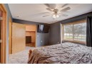 101 Waverly Dr, Cambridge, WI 53523