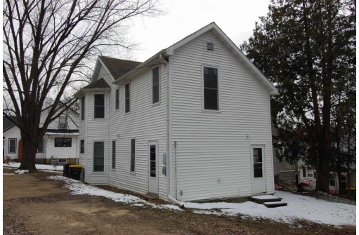 374 E Union St, Richland Center, WI 53581