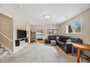 7413 W Valley Ridge Dr, Madison, WI 53719