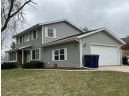 2203 Mole Ave, Janesville, WI 53548-1438