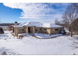 8271 N Riley Rd Verona, WI 53593