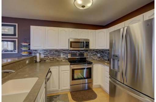 N2805 Summerville Park Rd, Lodi, WI 53555