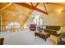 2079 Skyline Dr, Stoughton, WI 53589