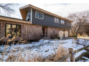 4332 Mcconnell Ct, Madison, WI 53711