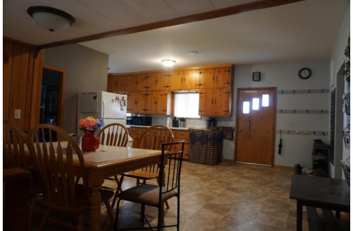 412 W Bridge St, New Lisbon, WI 53950