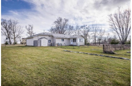 4834 W Rockport Rd, Janesville, WI 53548