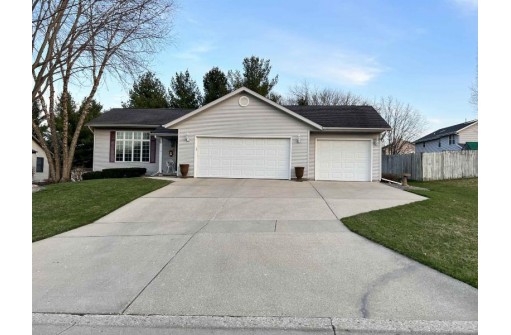 4314 Tanglewood Dr, Janesville, WI 53546