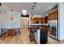 614 W Doty St 402, Madison, WI 53703