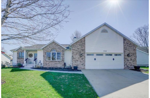 1153 Broadway Dr, Sun Prairie, WI 53590