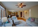 922 S Holt Cir, Madison, WI 53719