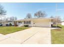 1615 N Sumac Dr, Janesville, WI 53545-1266