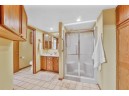 2 Maple Wood Ln 26, Madison, WI 53704