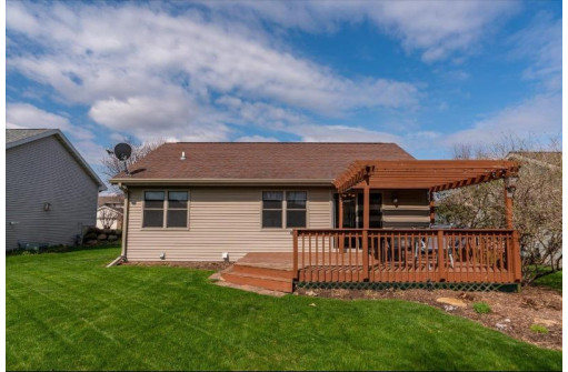 3829 Mammoth Tr, Madison, WI 53719