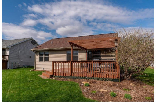 3829 Mammoth Tr, Madison, WI 53719