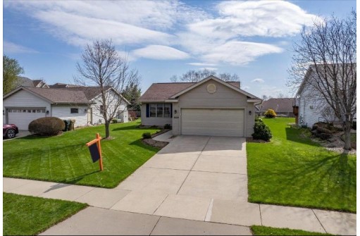 3829 Mammoth Tr, Madison, WI 53719