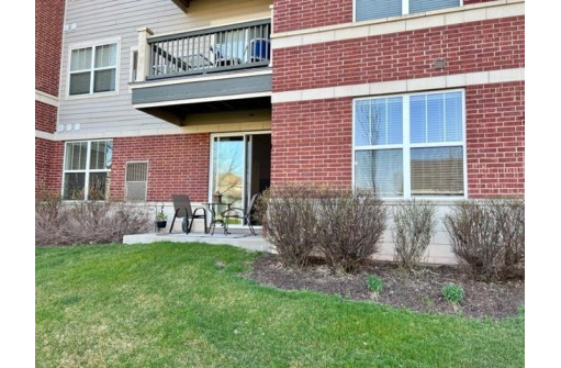 5198 Sassafras Dr 111, Fitchburg, WI 53711