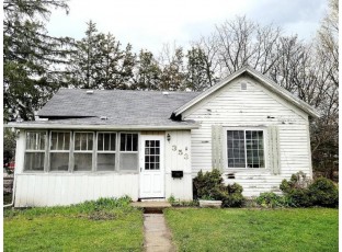 353 Lake St Baraboo, WI 53913