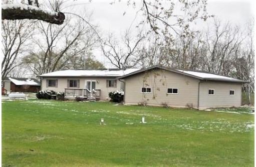 22012 Elizabeth St, Muscoda, WI 53573