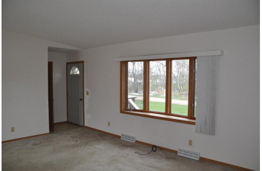 22012 Elizabeth St, Muscoda, WI 53573