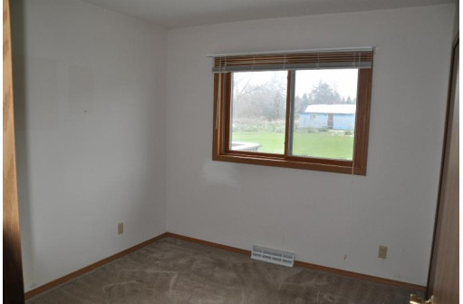 22012 Elizabeth St, Muscoda, WI 53573