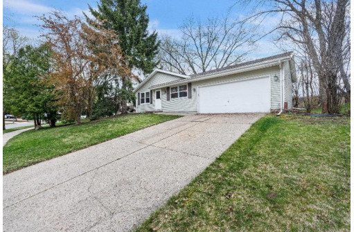 3109 Gerald St, Madison, WI 53704