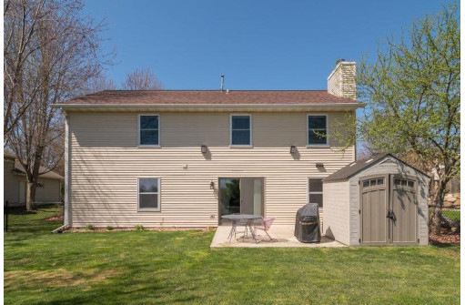 2017 Melaas Cir, Stoughton, WI 53589