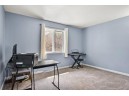 7121 Gladstone Dr, Madison, WI 53719