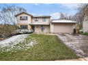 7121 Gladstone Dr, Madison, WI 53719