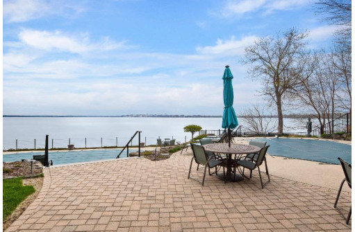 4001 Monona Dr 301, Monona, WI 53716