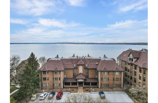 4001 Monona Dr 301, Monona, WI 53716