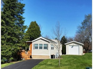 359 Skyline Dr Edgerton, WI 53534