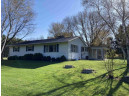 N1520 Schneider Ln, Fort Atkinson, WI 53538