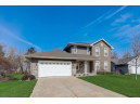 249 Harmon Cir, Belleville, WI 53508