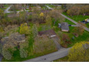 12222 W Belmar Dr, Franklin, WI 53132