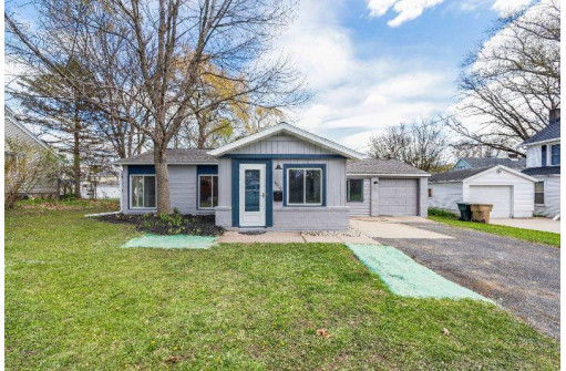 4006 Dempsey Rd, Madison, WI 53716