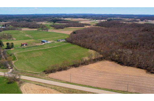 62 AC County Road H, Reedsburg, WI 53959