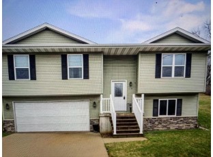 4140 Peru Rd Dubuque, IA 52001