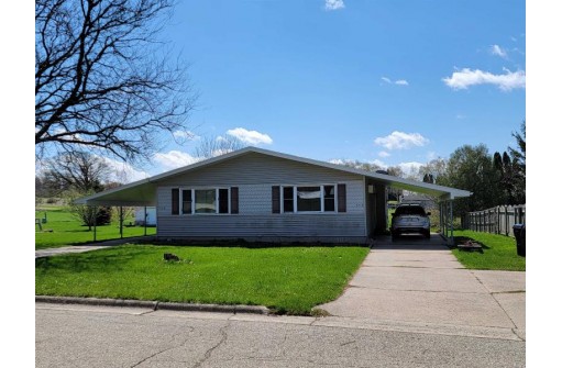 346 E Centre St, Footville, WI 53537