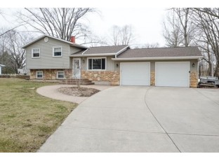 222 Sullivan St Cambridge, WI 53523