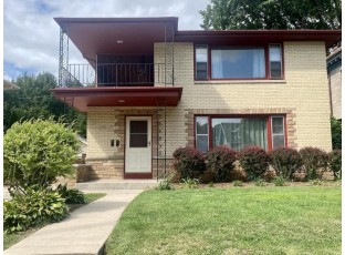 6822-6824 W Wells Street Wauwatosa, WI 53213