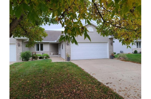 2826 N Northridge Drive 6, Portage, WI 53901-2630