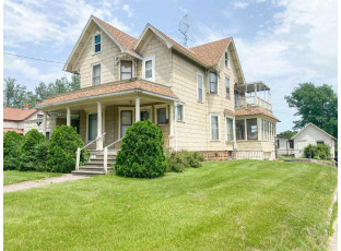 300 Laurel St Reedsburg, WI 53959